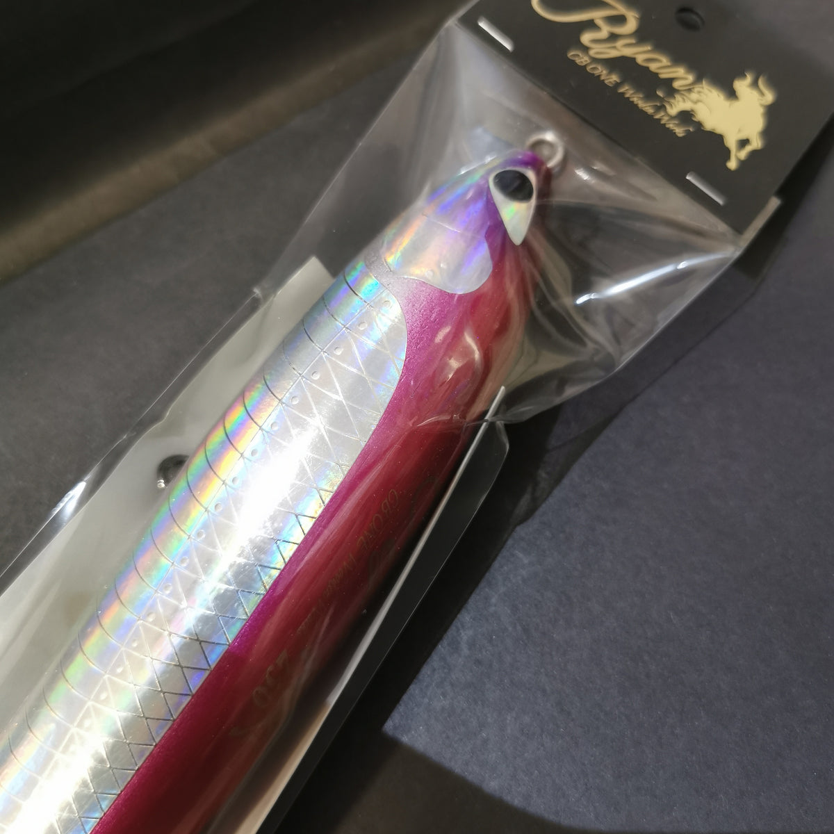 CB ONE Stickbait RYAN 230 (Redeem with 19,000 CFT Reward Points)