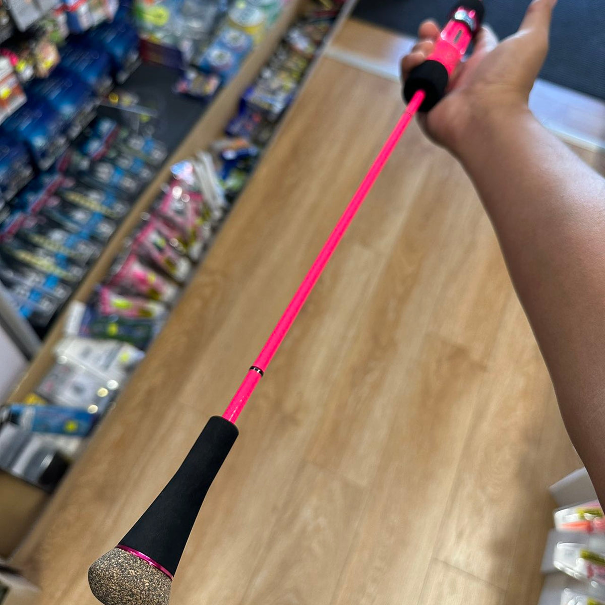 Takamitechnos 23MOZ 622LM - Flourescent Pink Custom