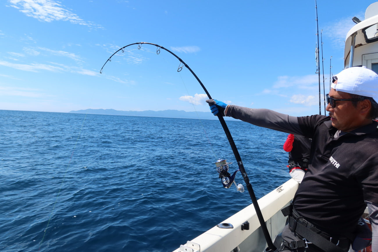 TRUTH JAPAN Whiteinsight 611 12