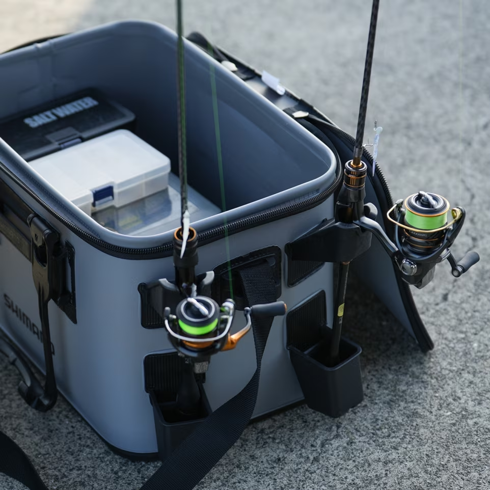 Shimano Tackle Box with Rod holder BK-021W