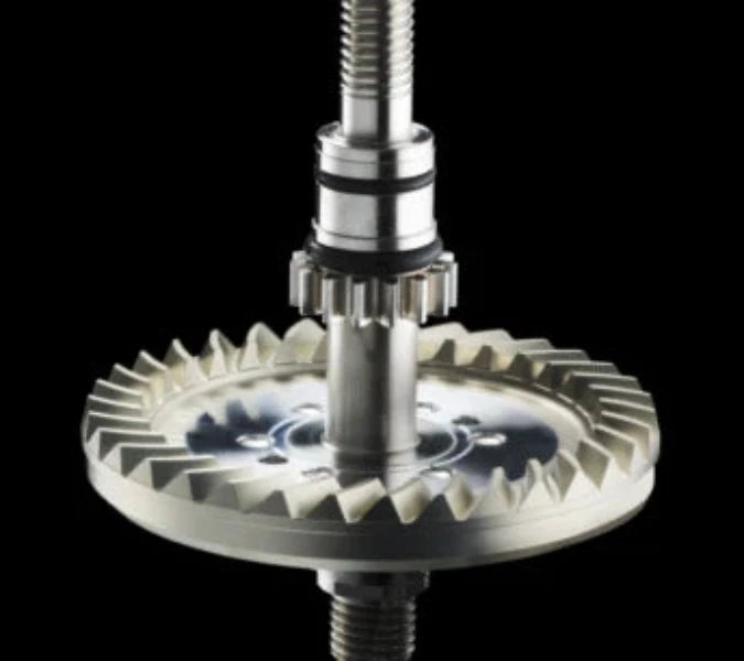 Daiwa 23 Saltiga Spinning Fishing Reel