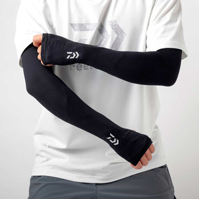 Daiwa ICEDRY Arm Cover with Finger Slit DA-7725