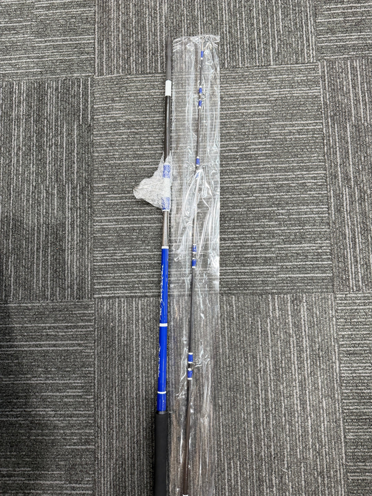 TRUTH JAPAN Spinning Rod BlackDimension 106 Custom Rod - Blue & White