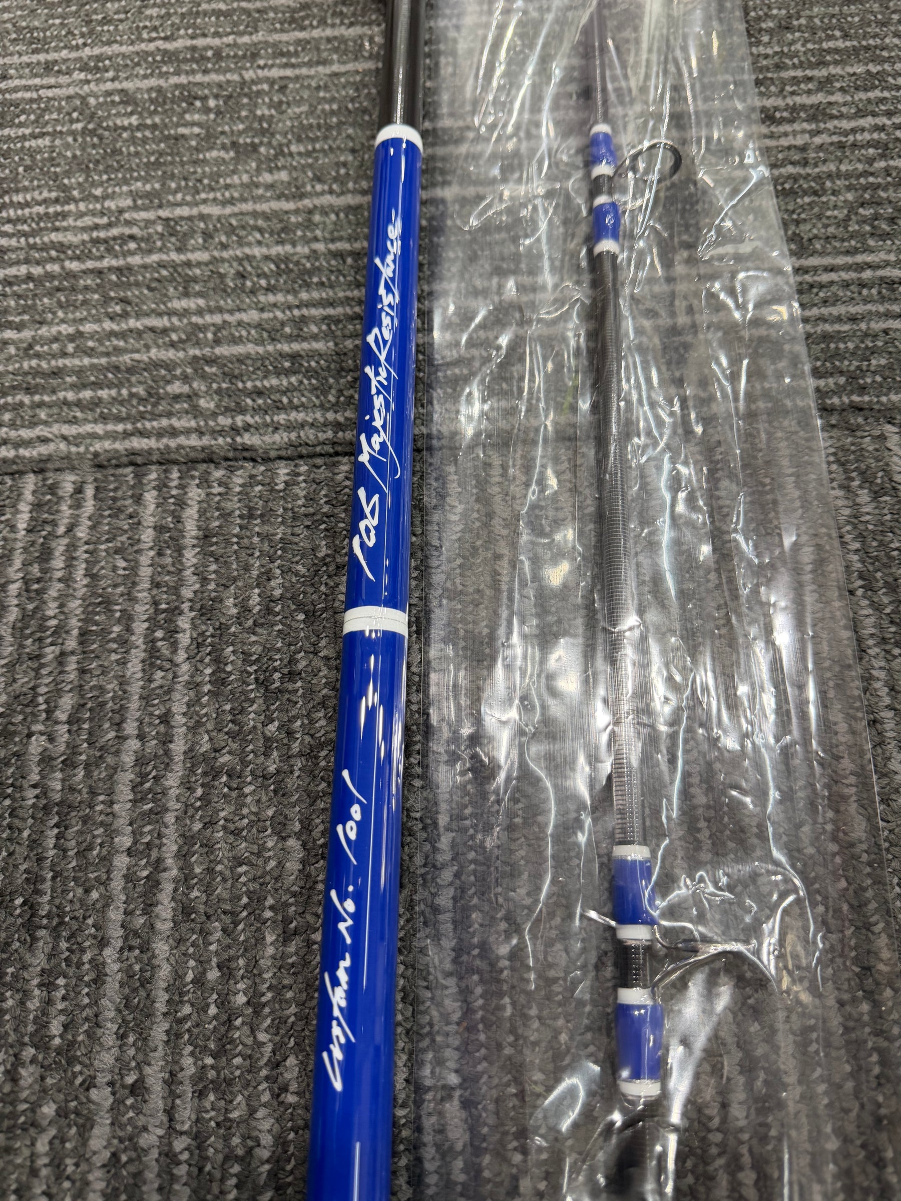 TRUTH JAPAN Spinning Rod BlackDimension 106 Custom Rod - Blue & White
